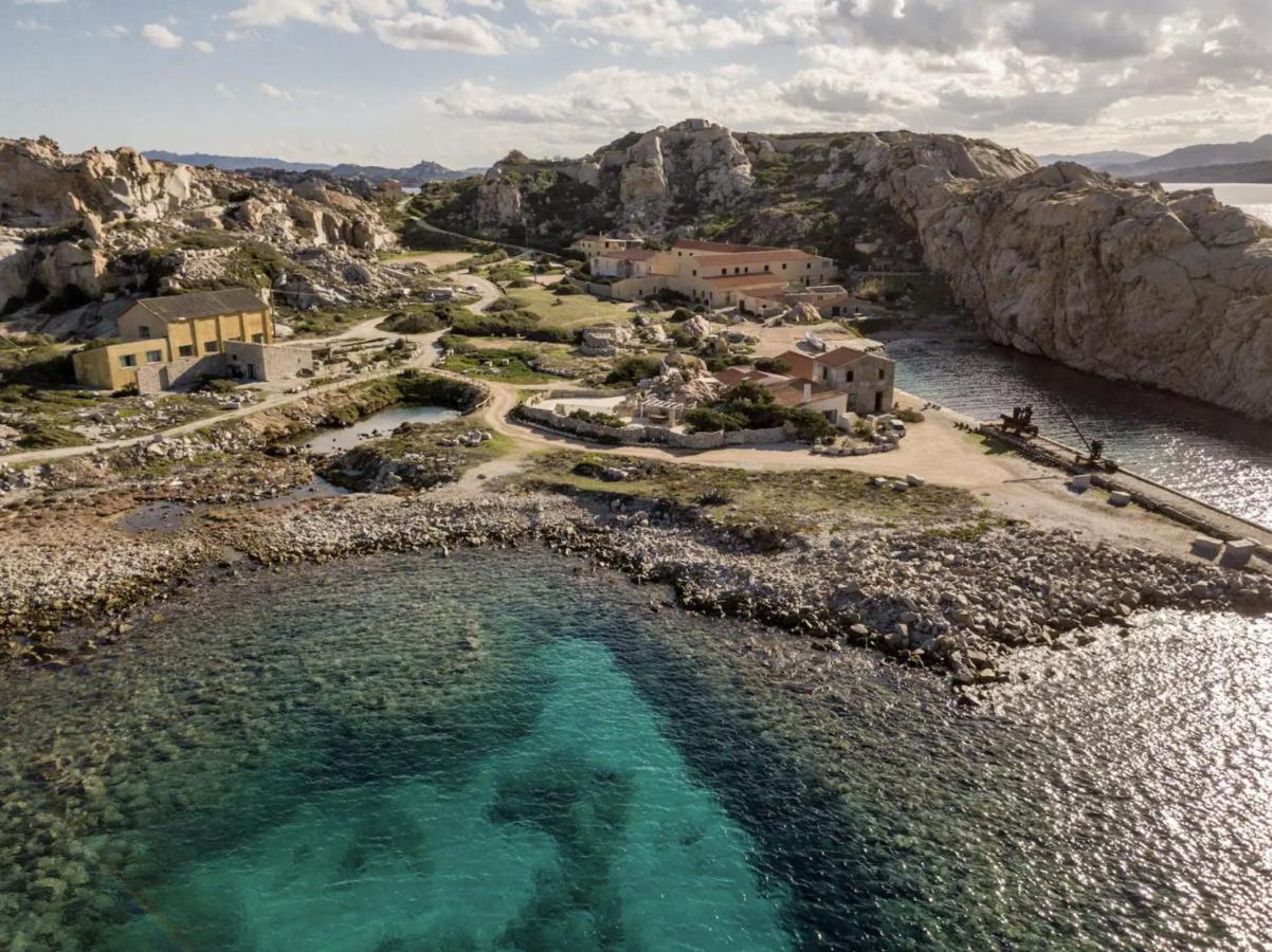 Residence Cala Francese - Case Sul Mare La Maddalena  Bagian luar foto