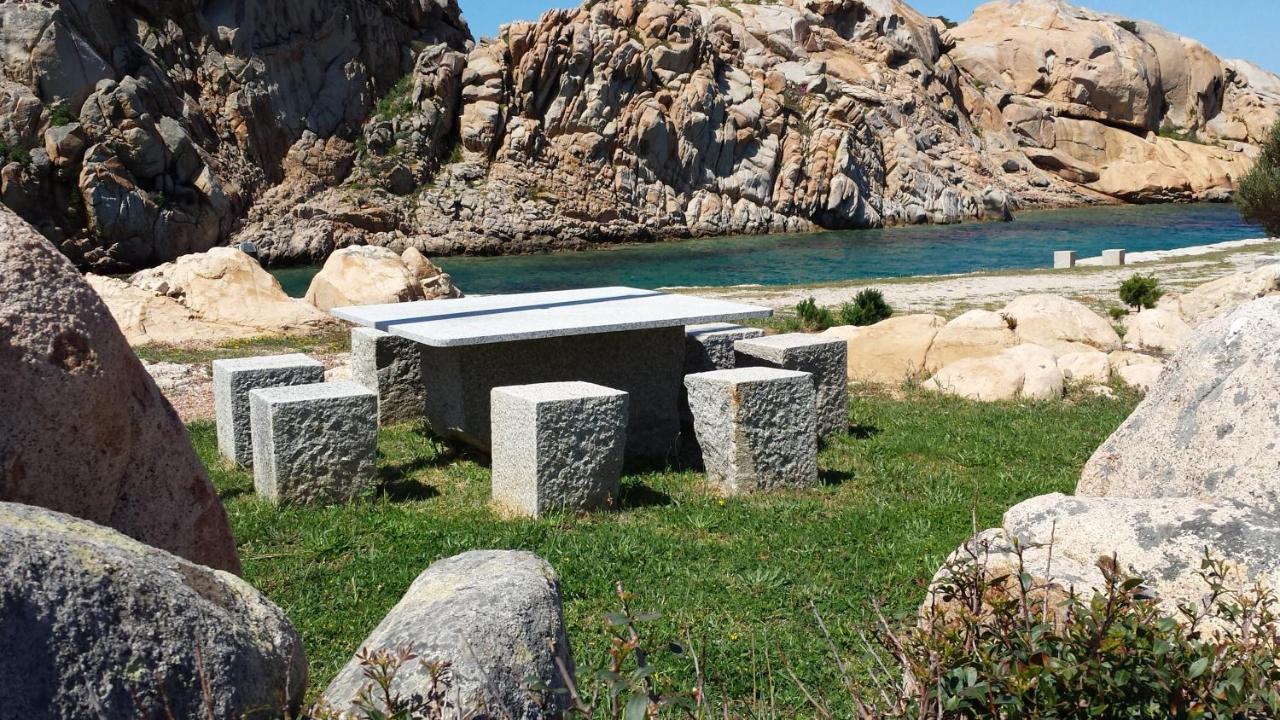 Residence Cala Francese - Case Sul Mare La Maddalena  Bagian luar foto